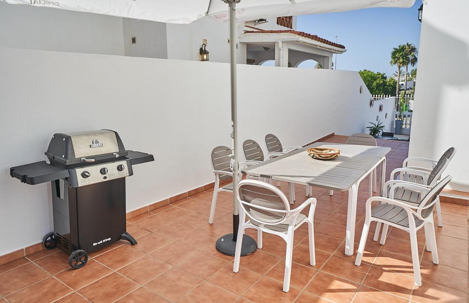 Villa Pura - Private Jacuzzi & Heated Pool Nerja Exteriér fotografie