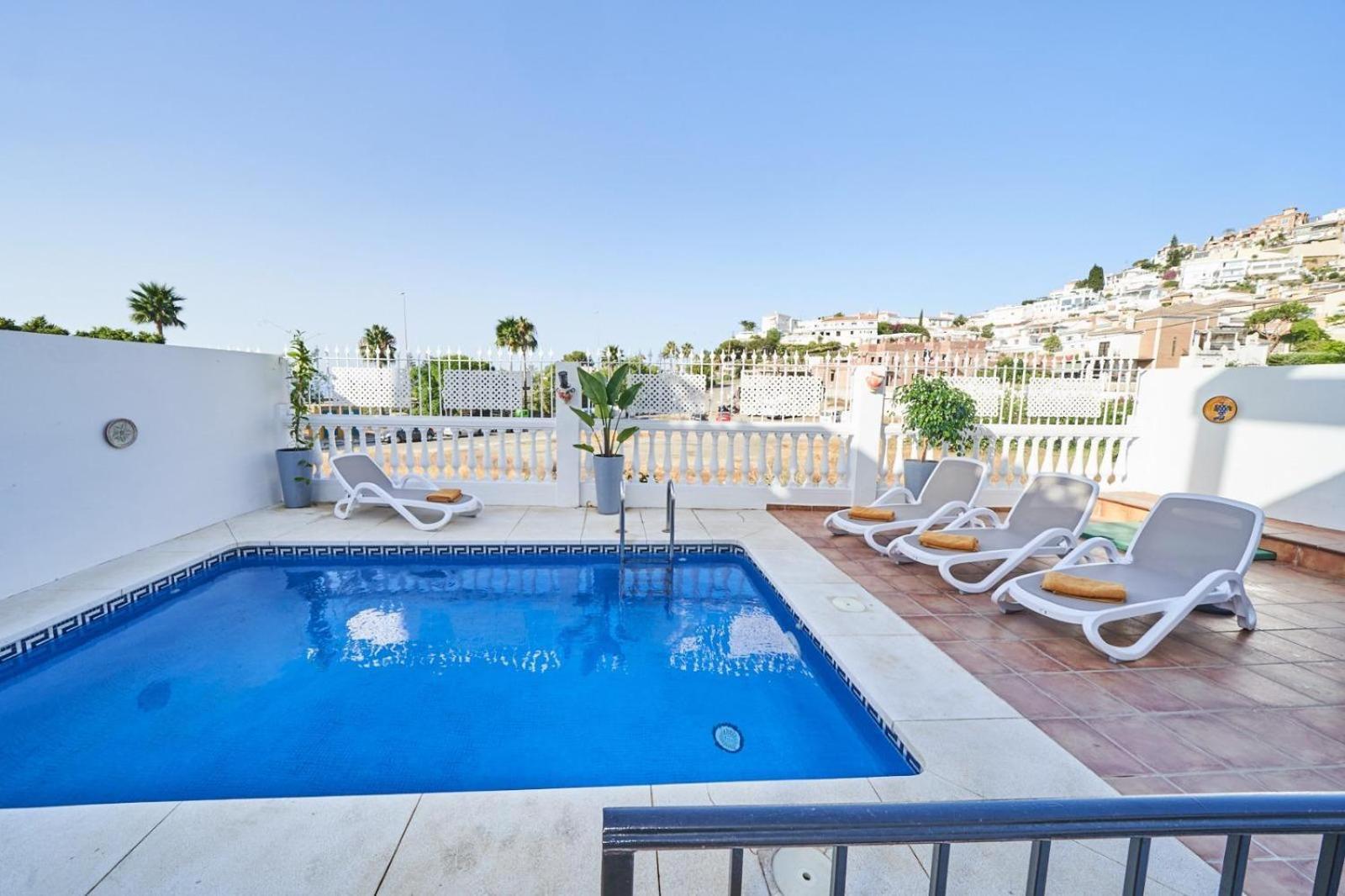 Villa Pura - Private Jacuzzi & Heated Pool Nerja Exteriér fotografie