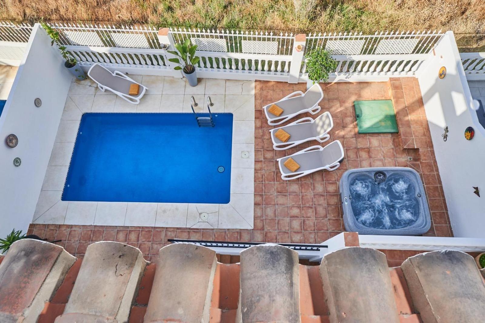 Villa Pura - Private Jacuzzi & Heated Pool Nerja Exteriér fotografie