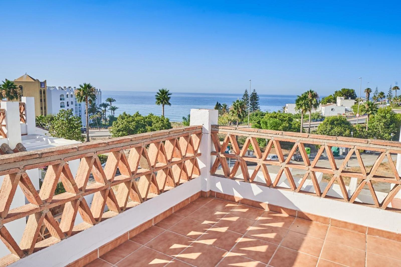 Villa Pura - Private Jacuzzi & Heated Pool Nerja Exteriér fotografie