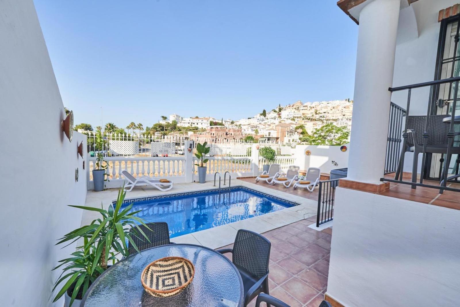 Villa Pura - Private Jacuzzi & Heated Pool Nerja Exteriér fotografie